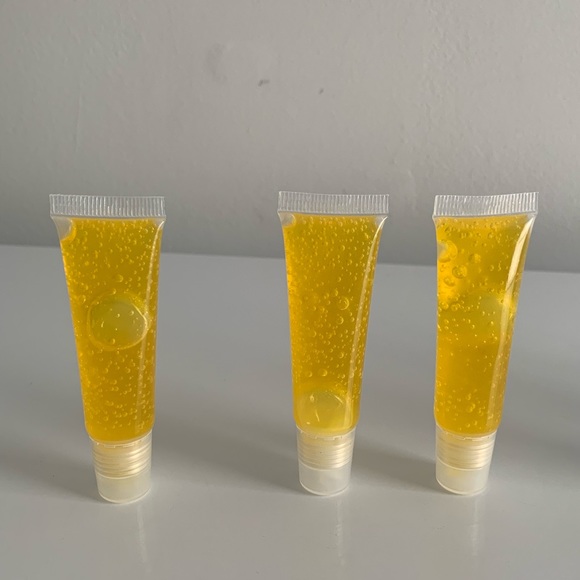 Yellow candyland (clear lipgloss ) *natural colouring - Picture 4 of 13